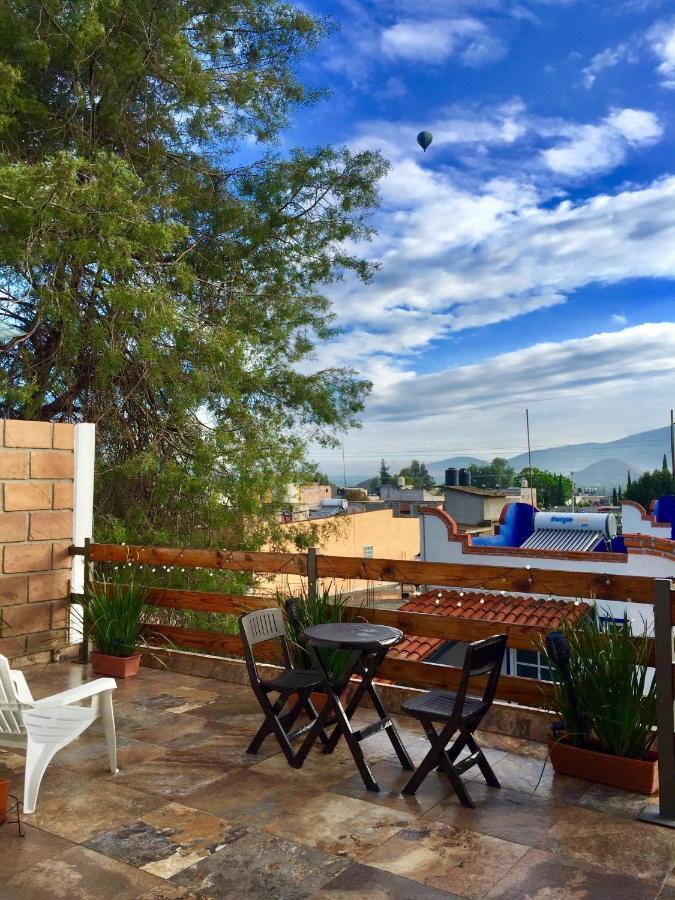Hotel Campanas *